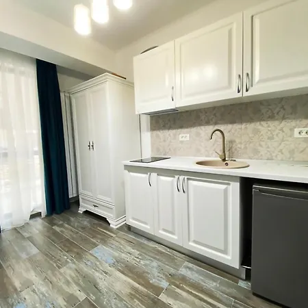 Tomis Apartamento